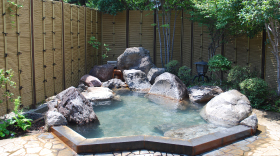 Shibaseki hot spring
